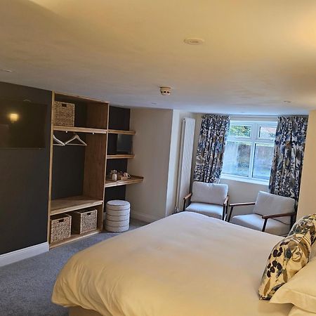 Georges Place York Bagian luar foto