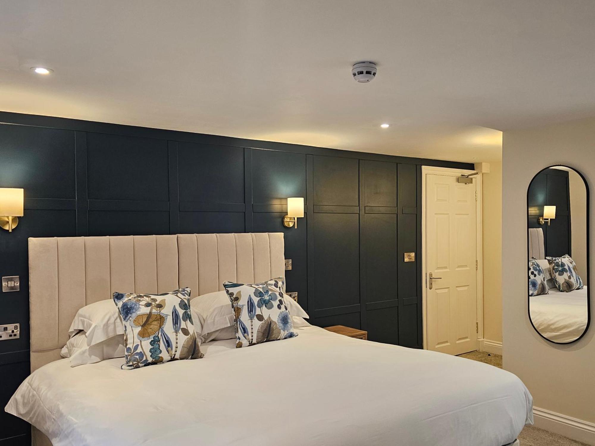 Georges Place York Bagian luar foto